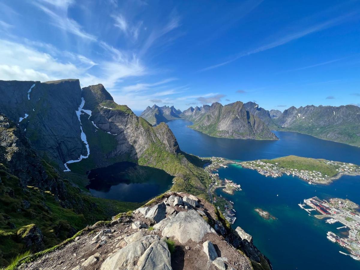 Real Fisherman'S Cabins In Ballstad, Lofoten Bagian luar foto