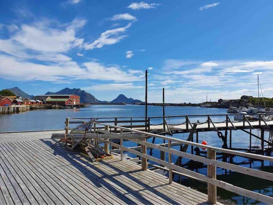 Real Fisherman'S Cabins In Ballstad, Lofoten Bagian luar foto