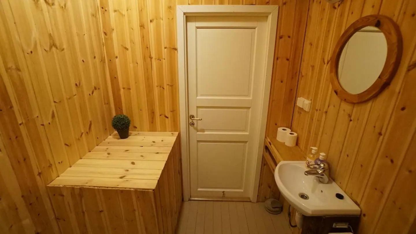 Real Fisherman'S Cabins In Ballstad, Lofoten Ruang foto