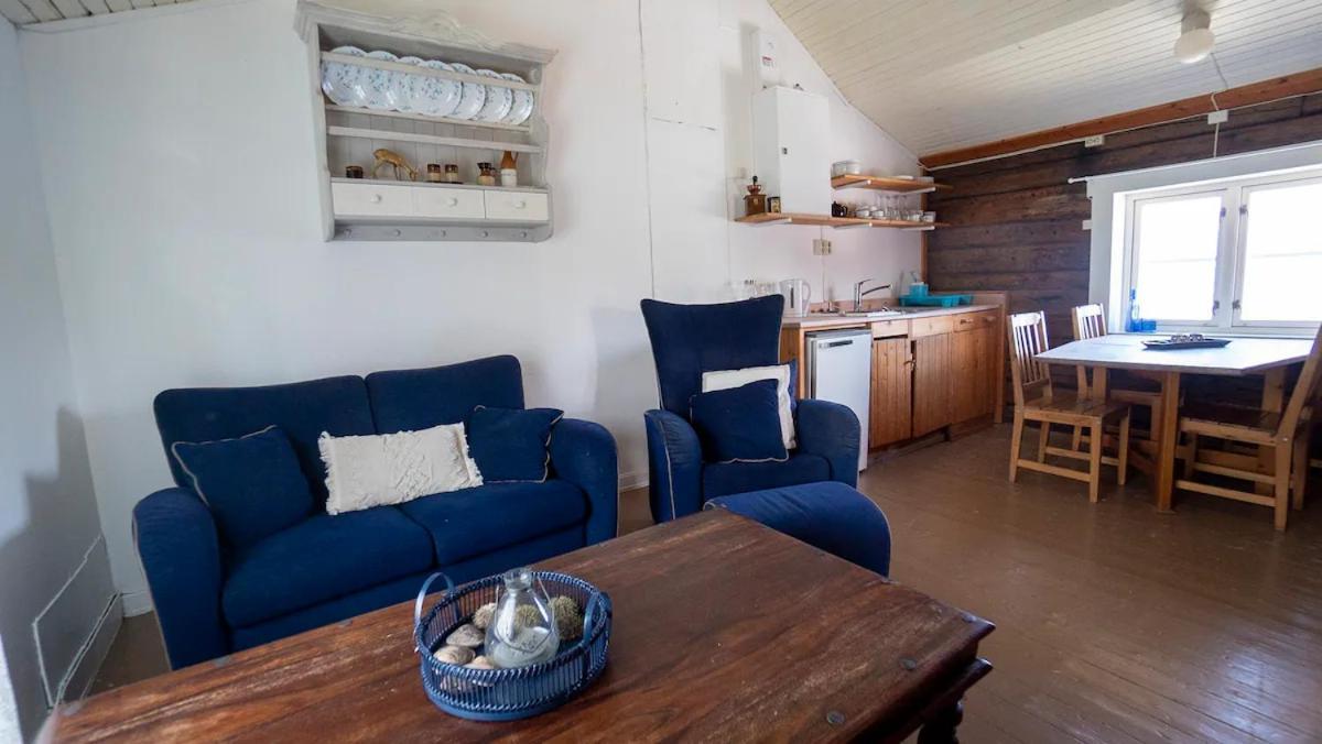 Real Fisherman'S Cabins In Ballstad, Lofoten Bagian luar foto