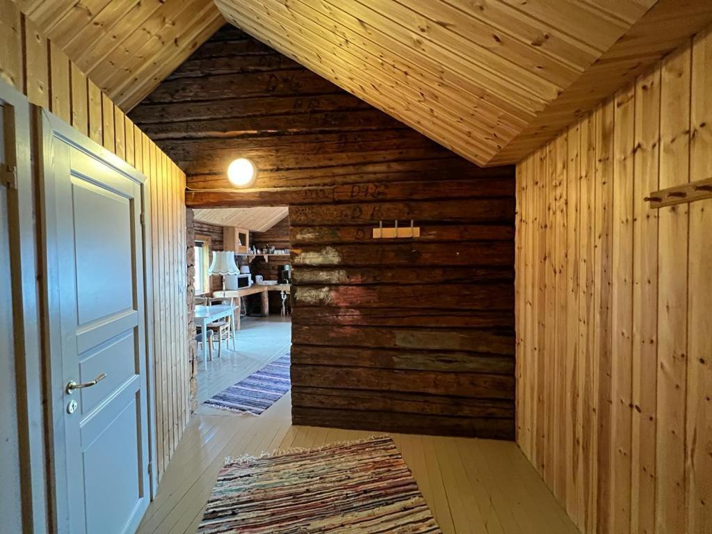 Real Fisherman'S Cabins In Ballstad, Lofoten Ruang foto